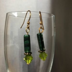 🦋4 for$15🦋 Handmade green marble bead earrings.
